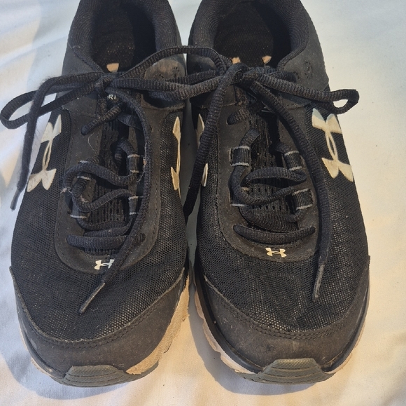 Under Armour Black and White Athletic Shoes - Picture 2 of 14